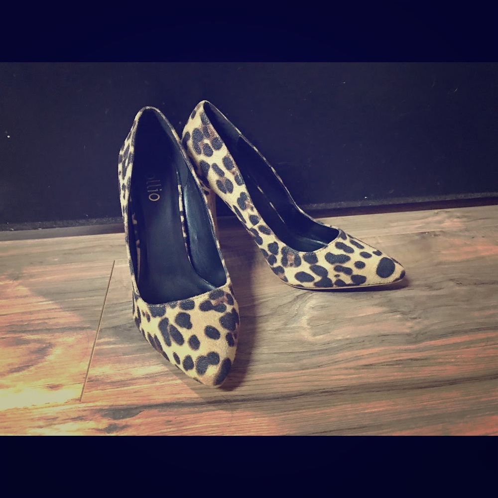 Leopard heels